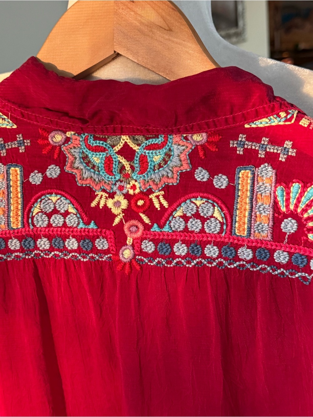Johnny Was Red Embroidered Button Down Blouse Boho Shirt Size M - Picture 5 of 8
